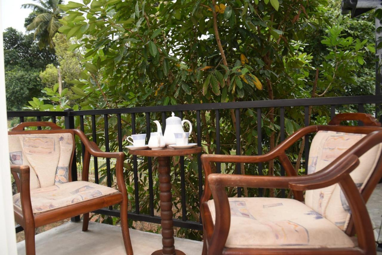 Everdew Kandy Rooms Exterior foto